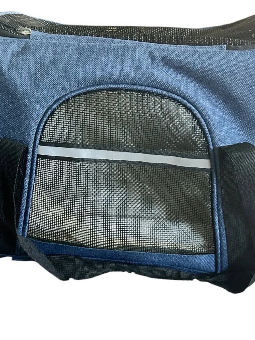 Pet carrier with waterproof mat